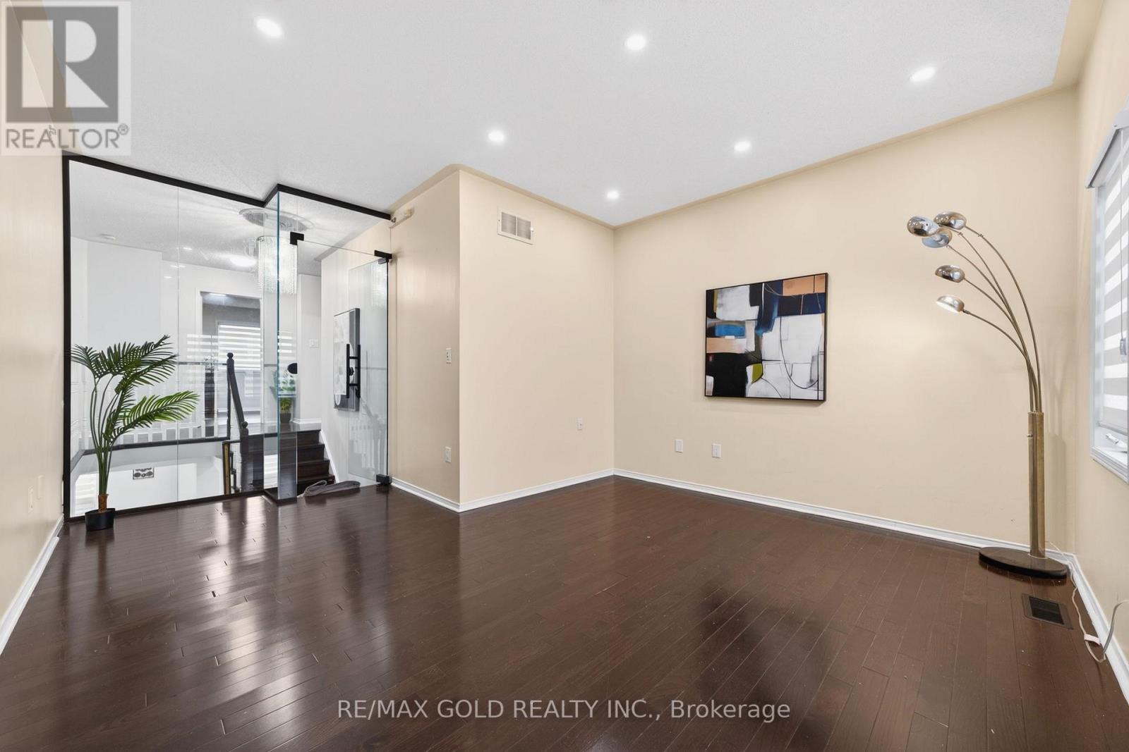 12 Linderwood Drive W, Brampton, Ontario  L7A 1R7 - Photo 39 - W13012534