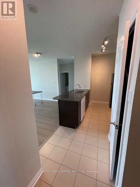 3508 - 3525 Kariya Drive, Mississauga, Ontario  L5B 0C2 - Photo 2 - W13012536