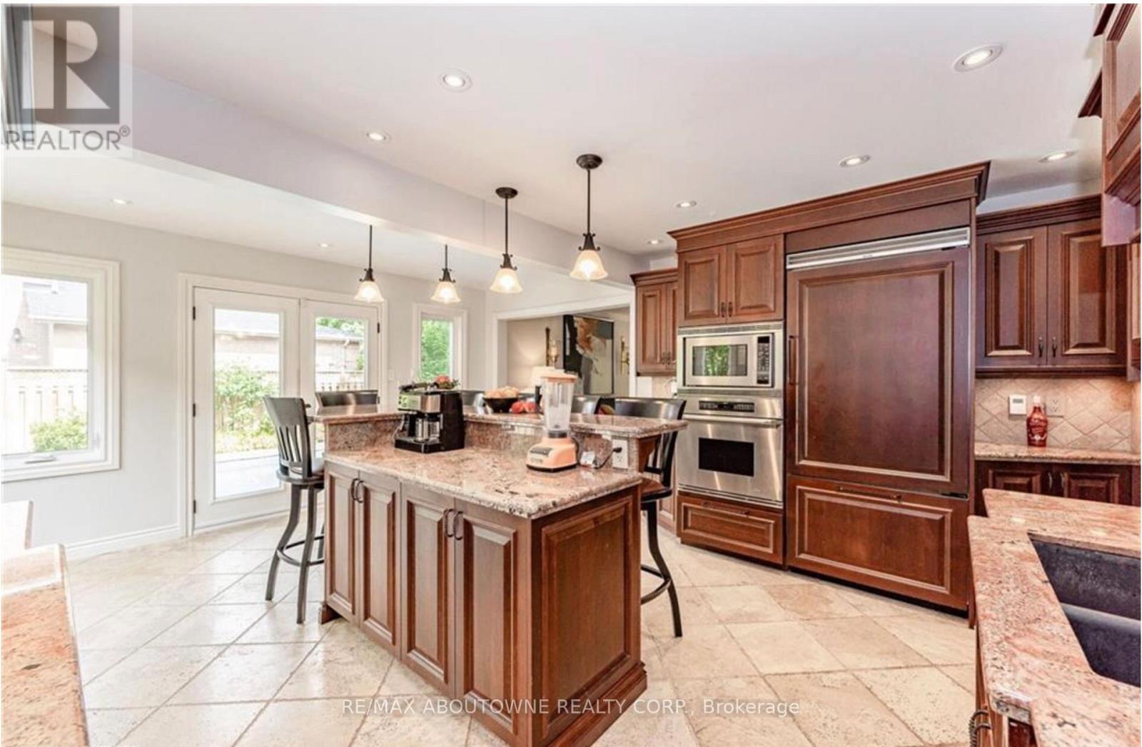 500 Blenheim Crescent, Oakville, Ontario  L6J 6P7 - Photo 13 - W13012546