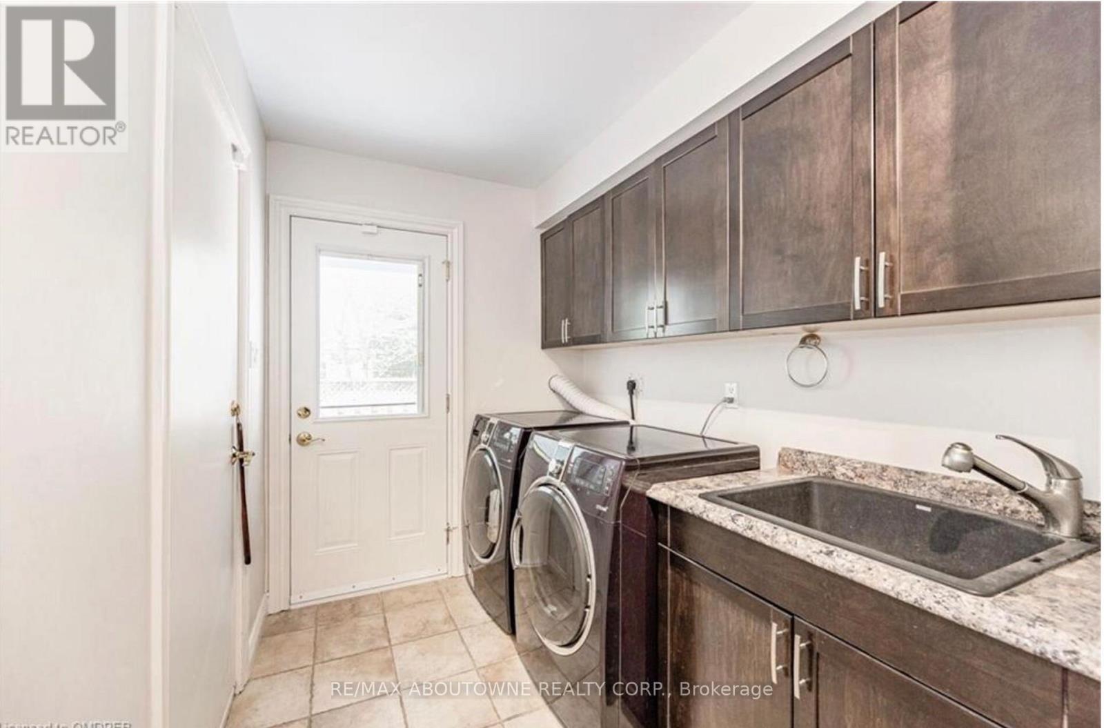 500 Blenheim Crescent, Oakville, Ontario  L6J 6P7 - Photo 20 - W13012546