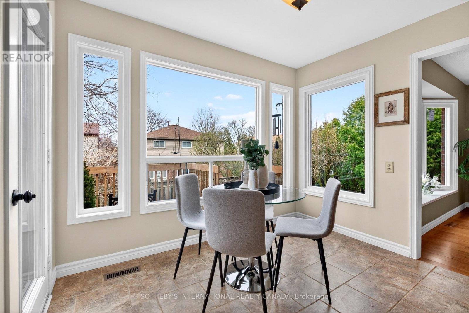 2163 Winding Way, Burlington, Ontario  L7M 2X2 - Photo 10 - W13012568