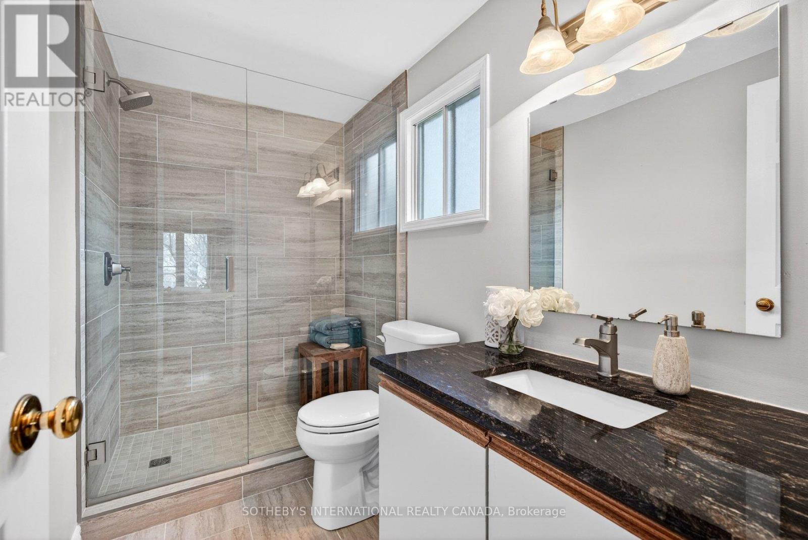 2163 Winding Way, Burlington, Ontario  L7M 2X2 - Photo 17 - W13012568