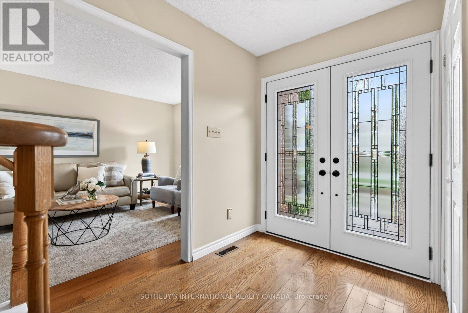 2163 Winding Way, Burlington, Ontario  L7M 2X2 - Photo 3 - W13012568