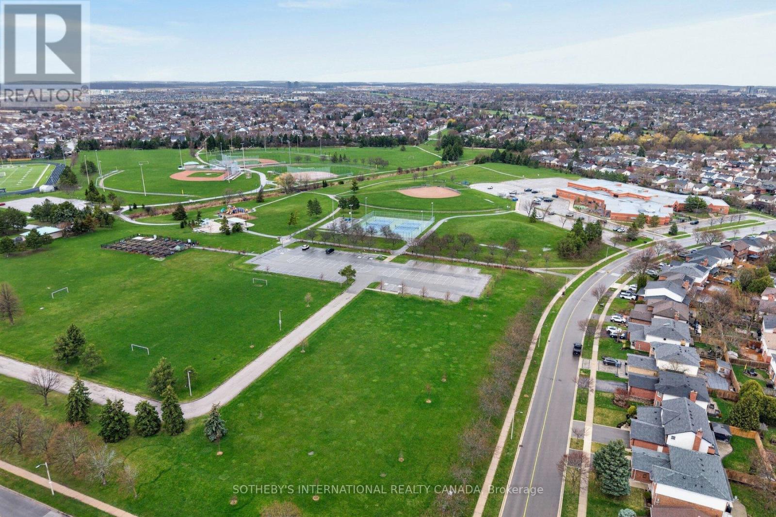 2163 Winding Way, Burlington, Ontario  L7M 2X2 - Photo 36 - W13012568