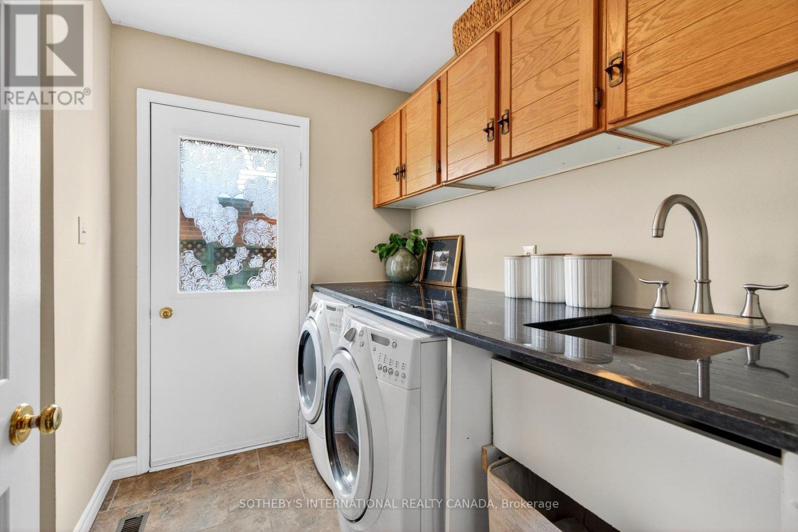 2163 Winding Way, Burlington, Ontario  L7M 2X2 - Photo 37 - W13012568