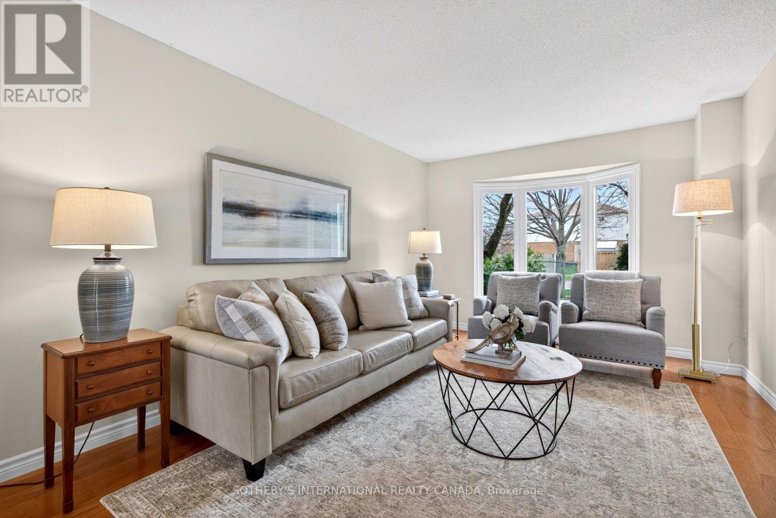 2163 Winding Way, Burlington, Ontario  L7M 2X2 - Photo 5 - W13012568