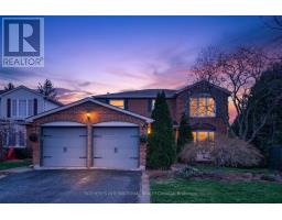2163 WINDING WAY, Burlington, Ontario