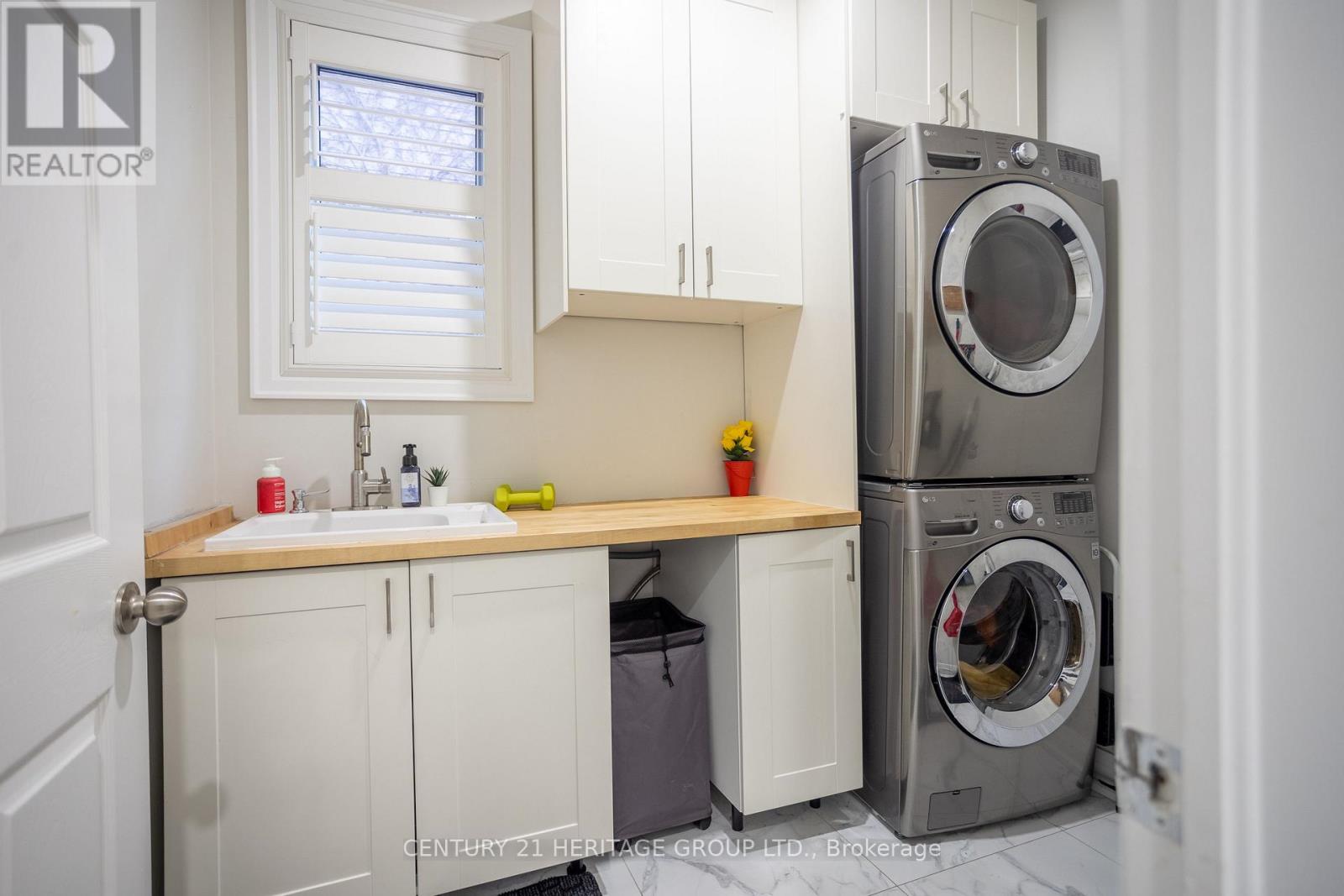 2434 Blue Holly Crescent, Oakville, Ontario  L6M 4V4 - Photo 13 - W13012582