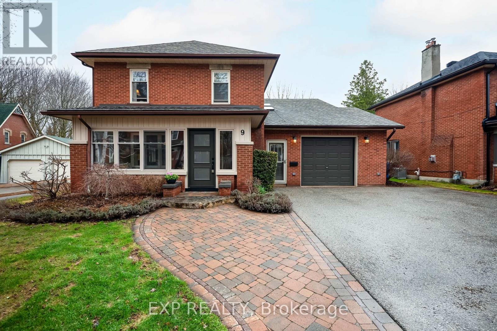 9 WELLINGTON STREET, Orangeville, Ontario