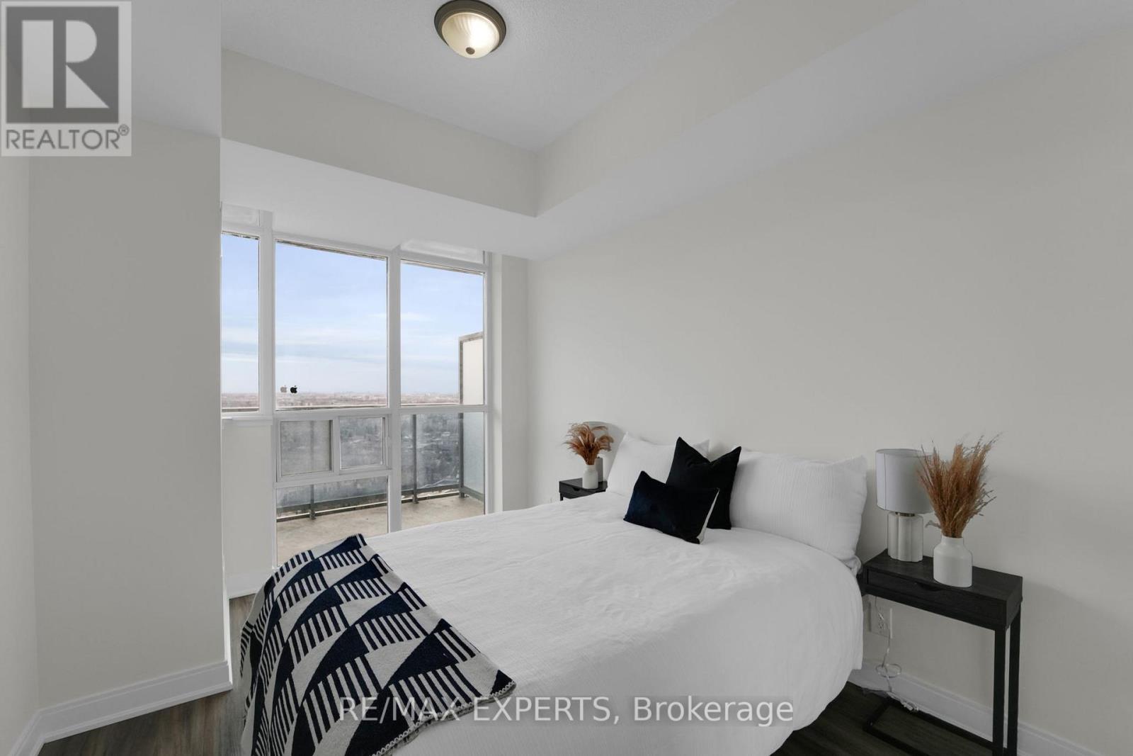 2111 - 80 Absolute Avenue, Mississauga, Ontario  L4Z 0A4 - Photo 11 - W13012610