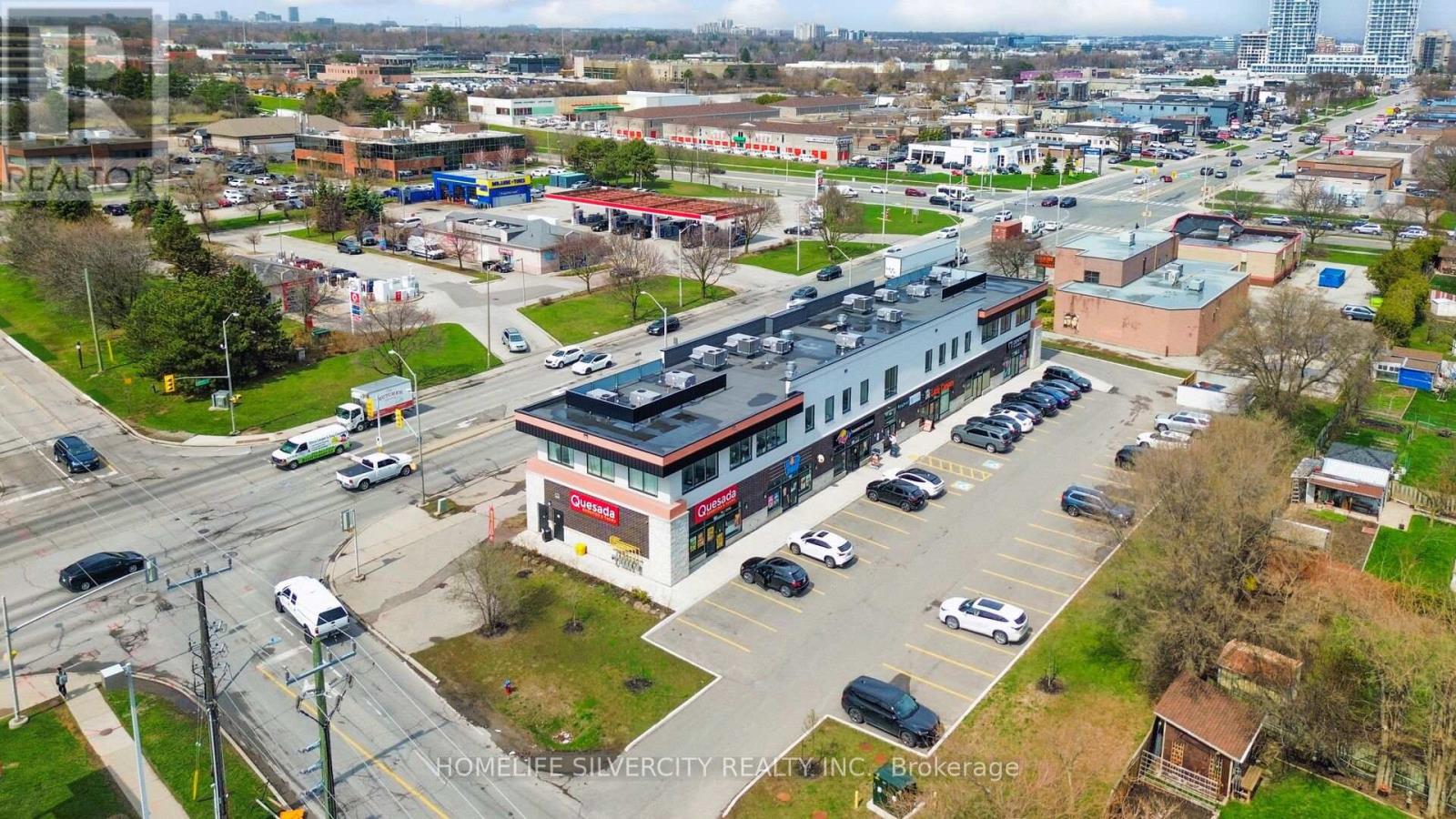 101 - 358 Speers Road, Oakville, Ontario  L6K 3R9 - Photo 4 - W13012668