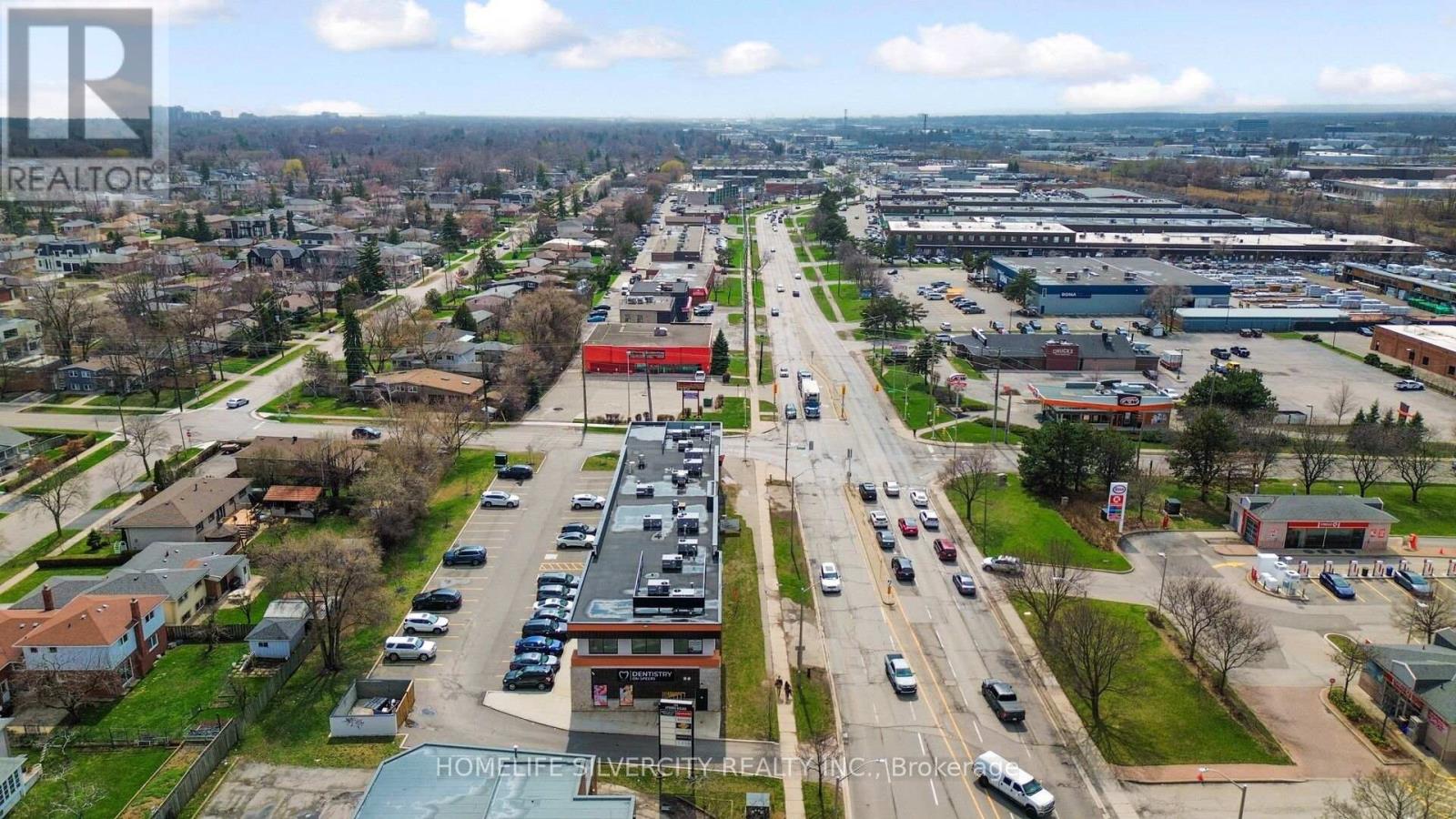 101 - 358 Speers Road, Oakville, Ontario  L6K 3R9 - Photo 43 - W13012668