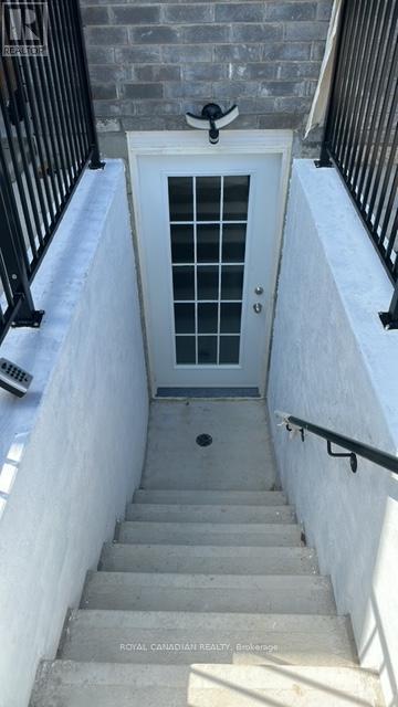 Bsmt - 301 Buttonbush Street, Waterloo, Ontario  N2V 0B2 - Photo 3 - X13012626