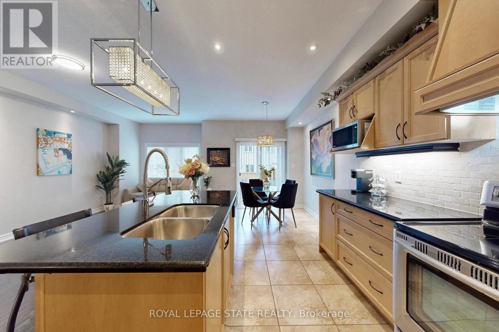 34 Forest Valley Crescent, Hamilton, Ontario  L9H 0A7 - Photo 14 - X13012632