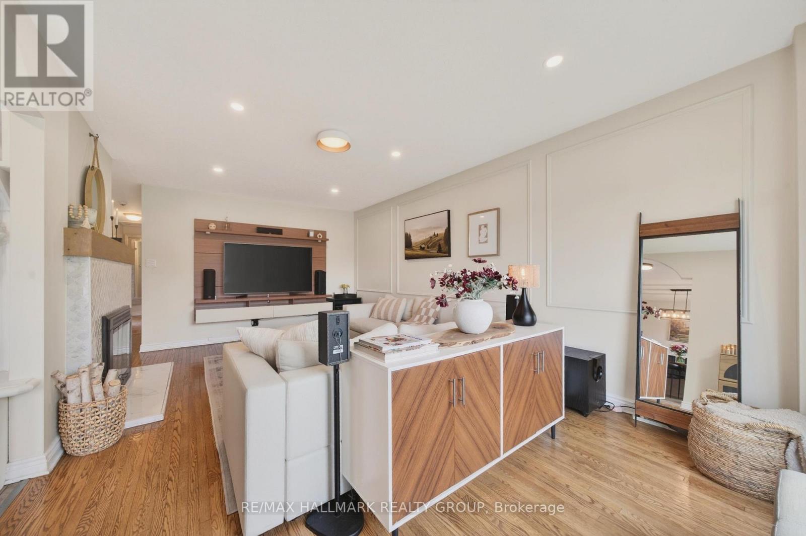 1081 Foley Avenue, Ottawa, Ontario  K1G 2R4 - Photo 4 - X13004140