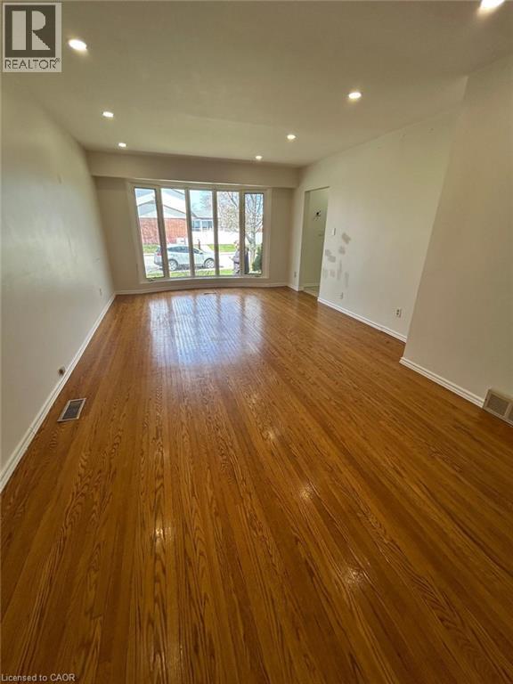 34 Ranchdale Drive Unit# Upper, Hamilton, Ontario  L8V 2M1 - Photo 3 - 40821872