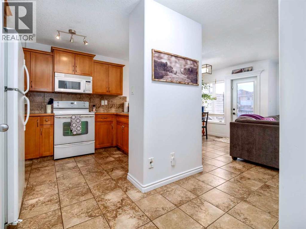 244 Kodiak Boulevard N, Lethbridge, Alberta  T1H 3P6 - Photo 9 - A2294079