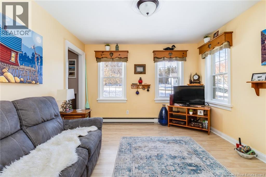 74 Highfield Road, Douglas, New Brunswick  E3A 7P4 - Photo 5 - NB133883