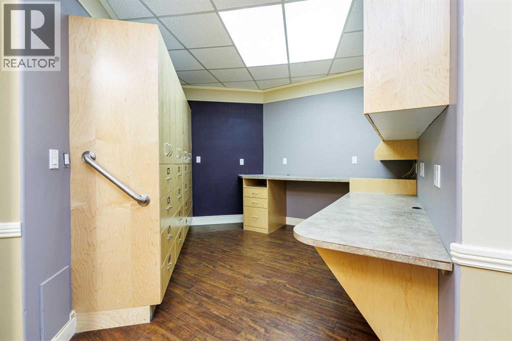 Lorem Ipsum Do, Lacombe, Alberta  T4L  - Photo 13 - DEMO29487341