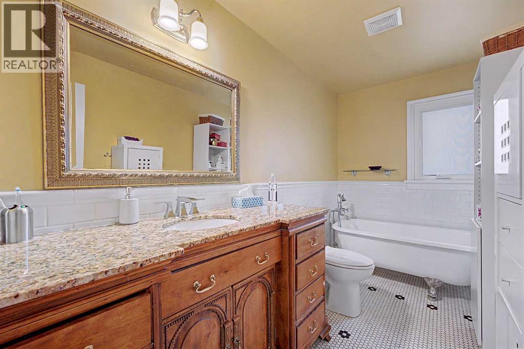 1440 9 Street NW, Calgary, Alberta  T2M 3L2 - Photo 13 - A2299753