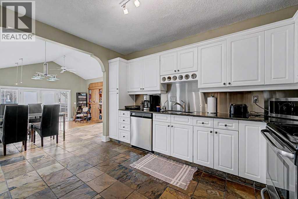 1440 9 Street NW, Calgary, Alberta  T2M 3L2 - Photo 17 - A2299753