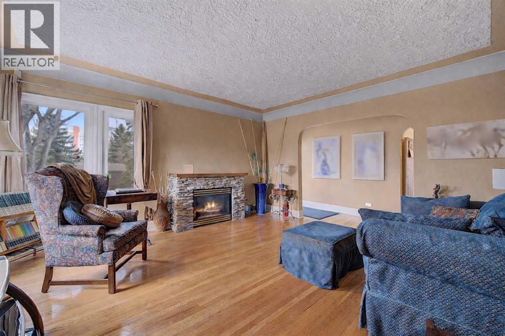 1440 9 Street NW, Calgary, Alberta  T2M 3L2 - Photo 8 - A2299753