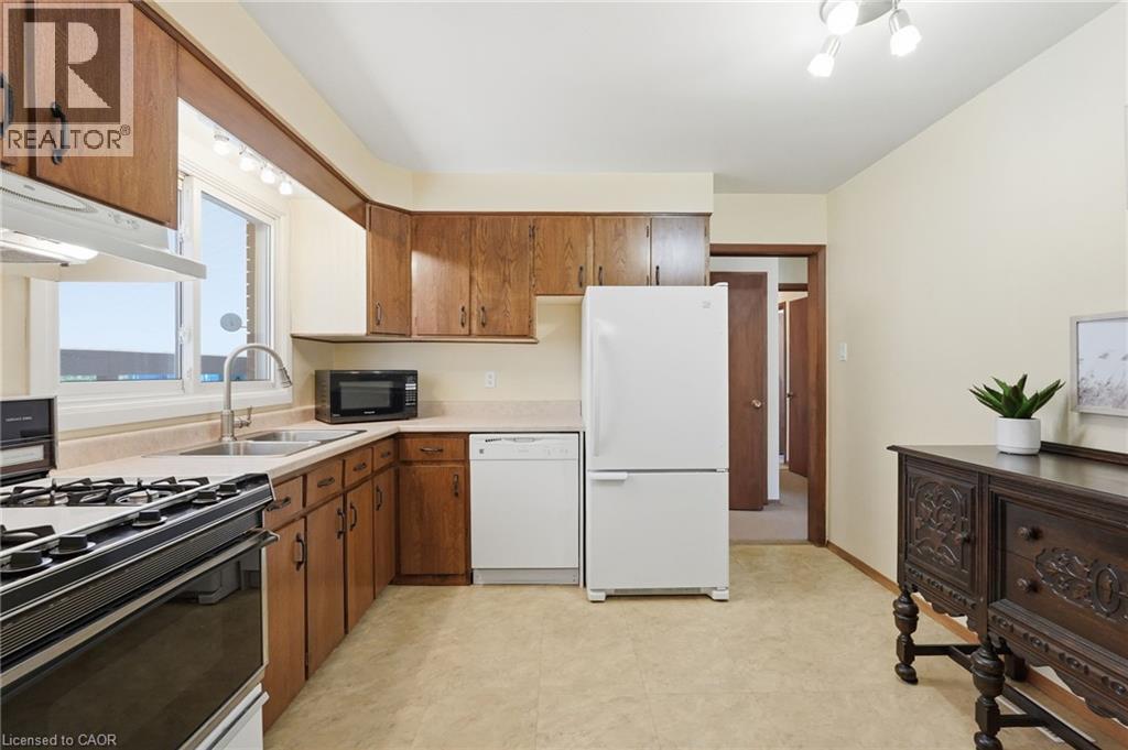 54 Nelson Street, Waterdown, Ontario  L0R 2H0 - Photo 17 - 40816153