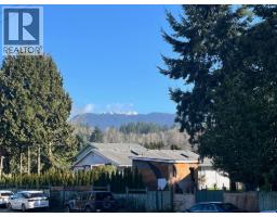 475 ORWELL STREET, North Vancouver, British Columbia
