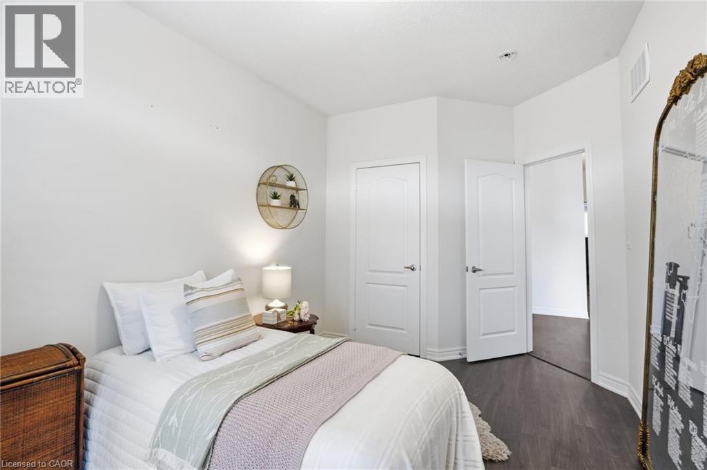 24 Great Falls Boulevard, Waterdown, Ontario L8B 1X8 - Photo 32 - 40821209