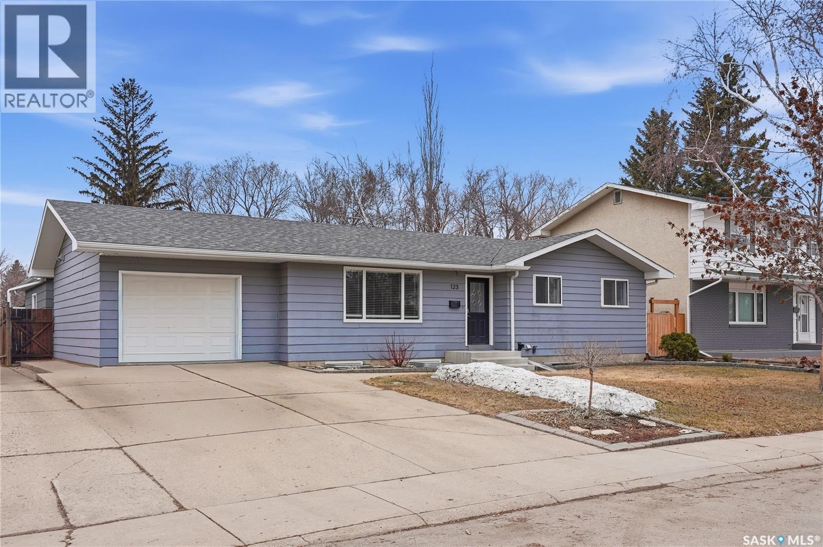 123 Deborah CRESCENT, Saskatoon, Saskatchewan