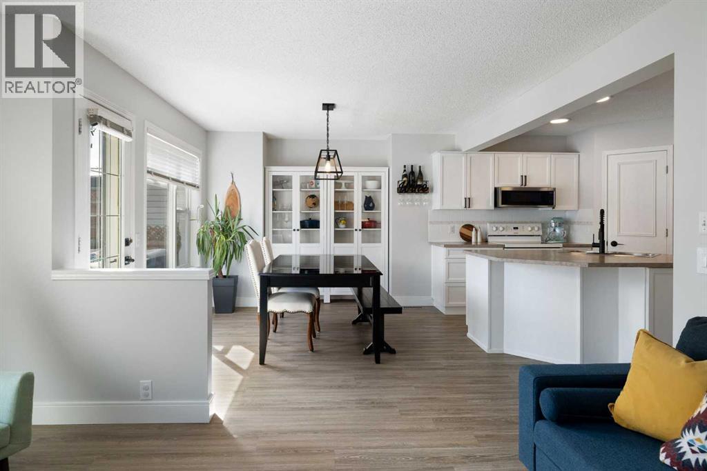 316 Mt Brewster Circle SE, Calgary, Alberta  T2Z 3J2 - Photo 11 - A2296159