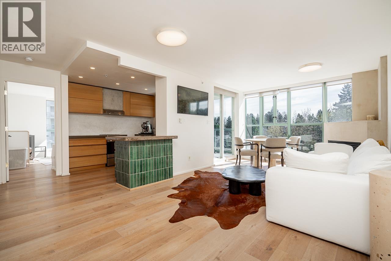 1102 200 NEWPORT DRIVE, Port Moody, British Columbia