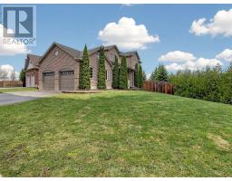 2 DON MORRIS COURT, Clarington, Ontario