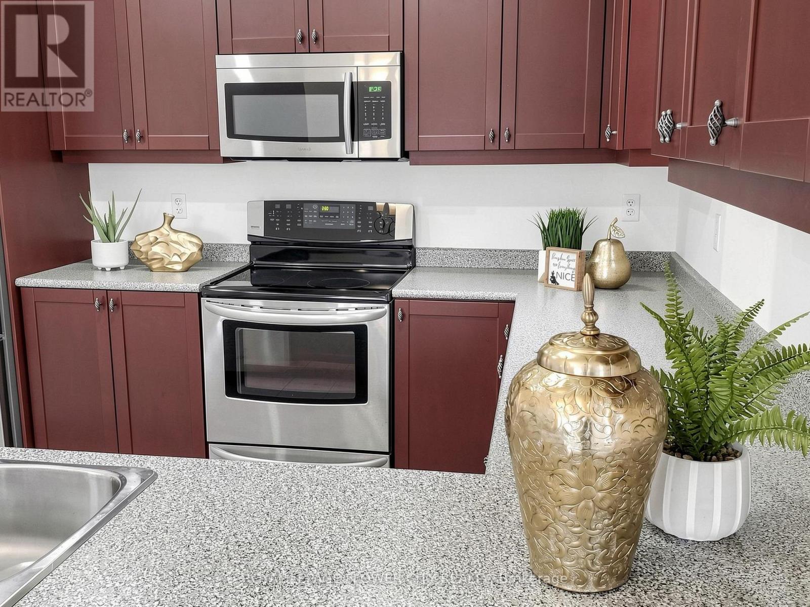 2 Don Morris Court, Clarington, Ontario  L1C 5P7 - Photo 14 - E13012662