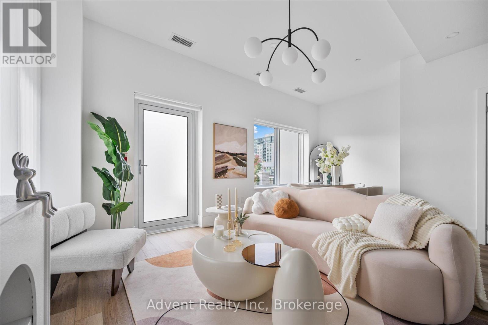 127W - 8 CEDARLAND DRIVE, Markham, Ontario