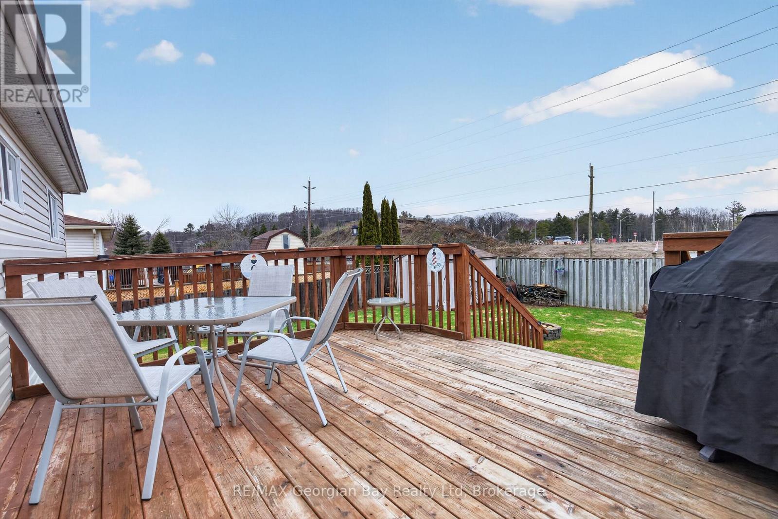 19 Mercer Crescent, Penetanguishene, Ontario  L9M 1W3 - Photo 23 - S13012822