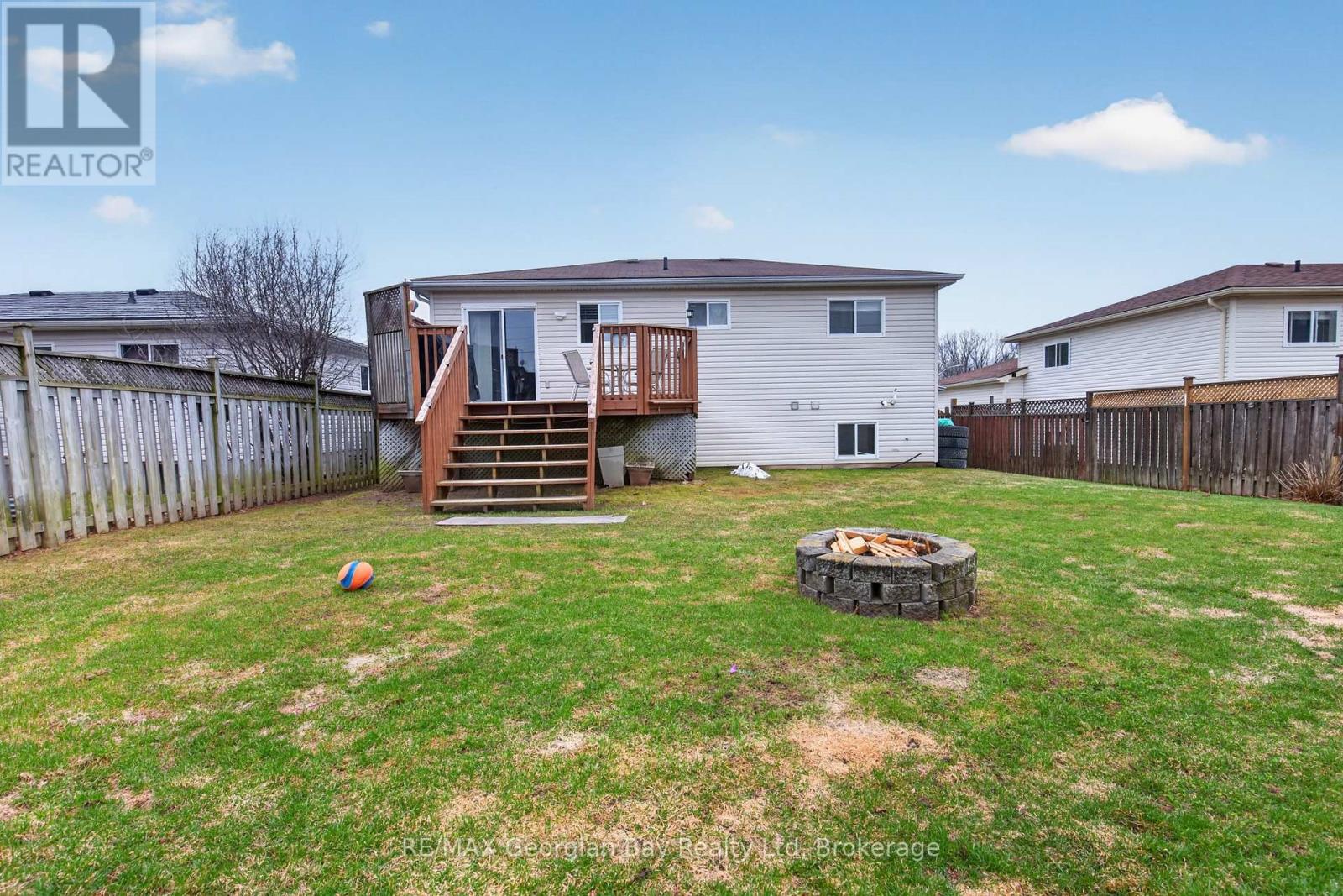 19 Mercer Crescent, Penetanguishene, Ontario  L9M 1W3 - Photo 26 - S13012822