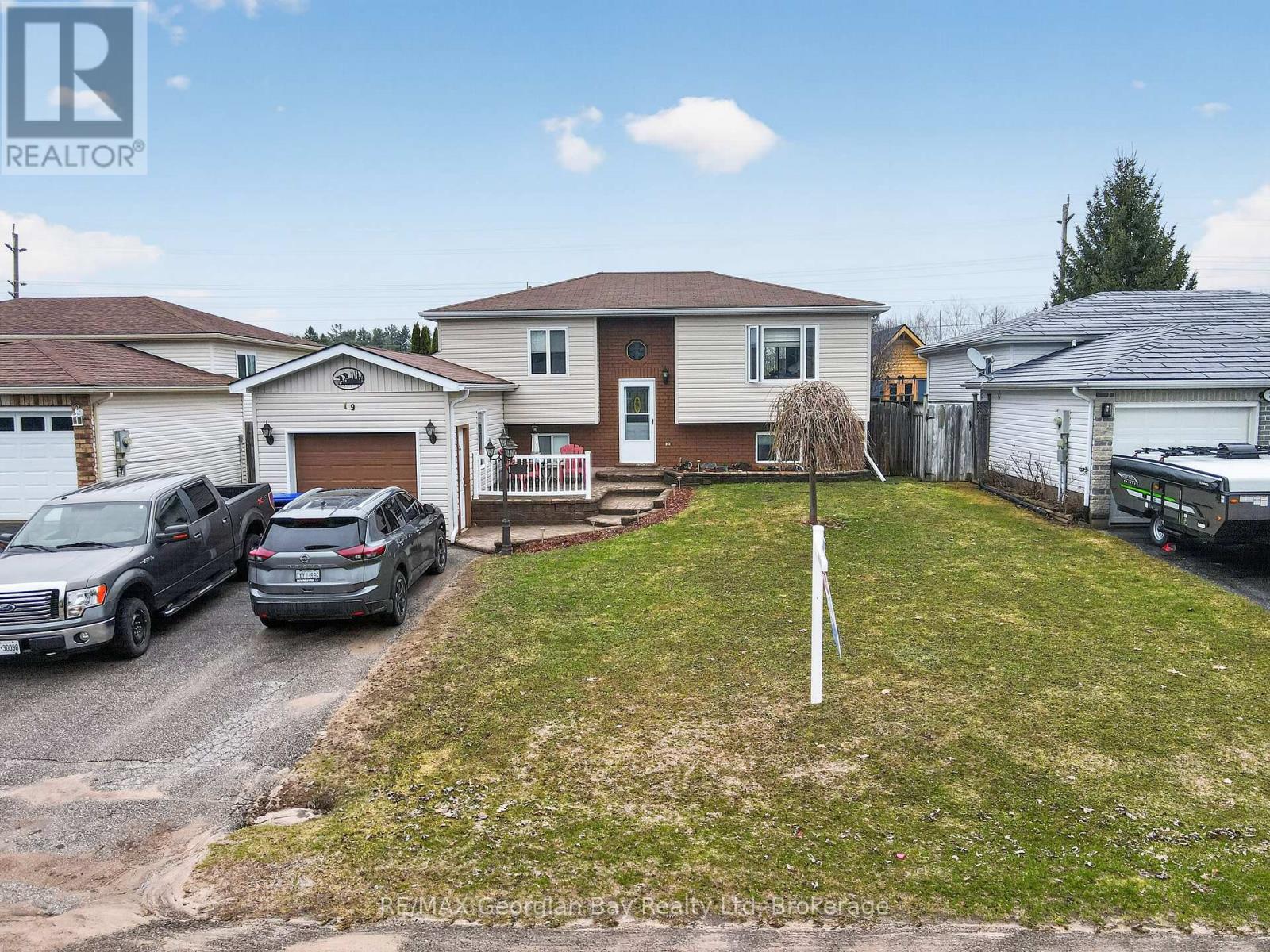 19 Mercer Crescent, Penetanguishene, Ontario  L9M 1W3 - Photo 29 - S13012822