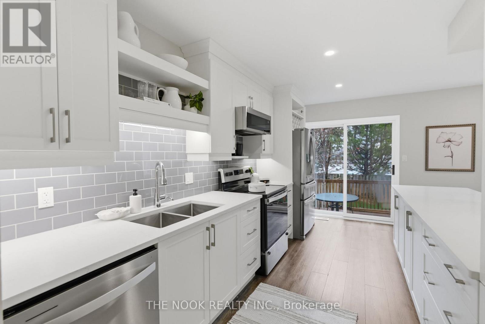 43 Short Crescent, Clarington, Ontario  L1E 2Z5 - Photo 8 - E13012716