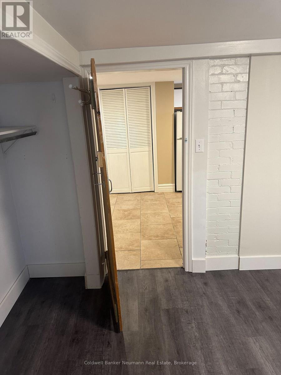 45 Paisley Street, Guelph, Ontario  N1H 2N7 - Photo 12 - X13012814