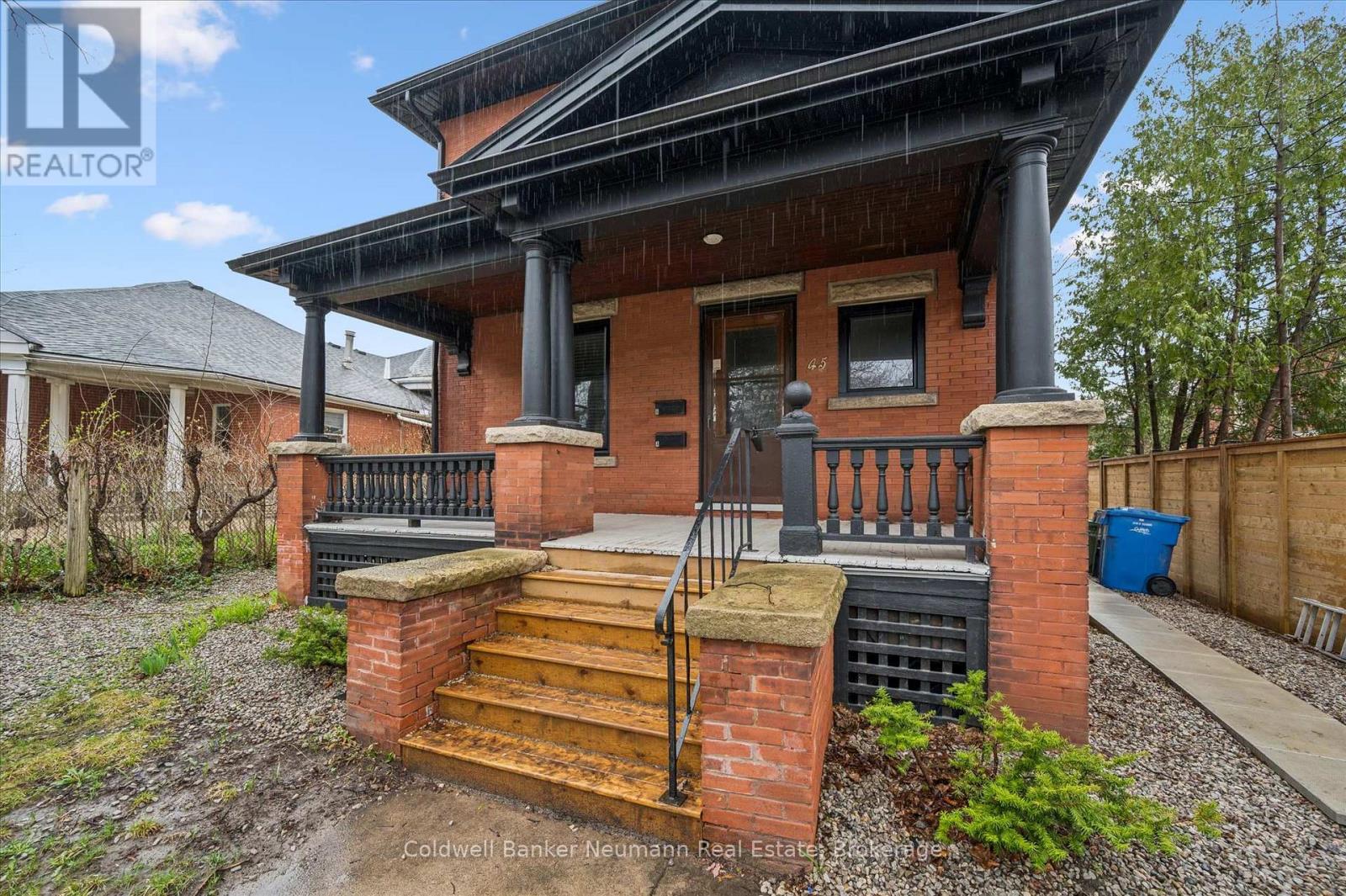 45 Paisley Street, Guelph, Ontario  N1H 2N7 - Photo 3 - X13012814