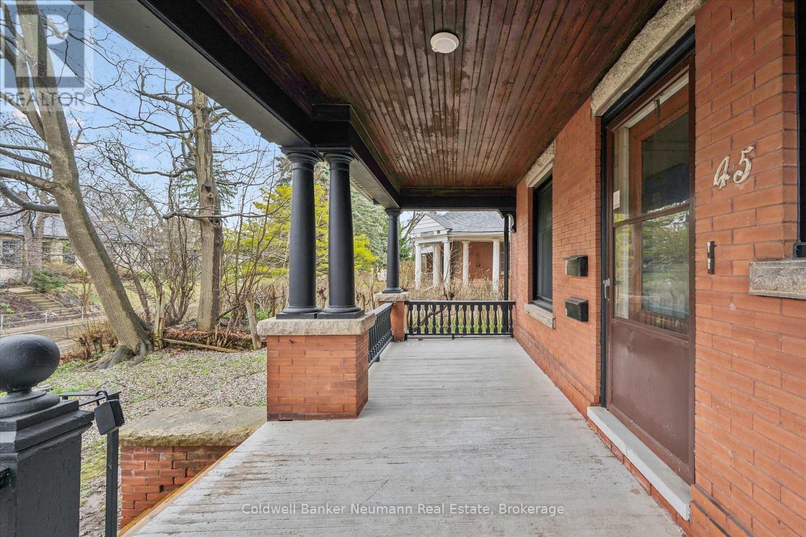 45 Paisley Street, Guelph, Ontario  N1H 2N7 - Photo 4 - X13012814