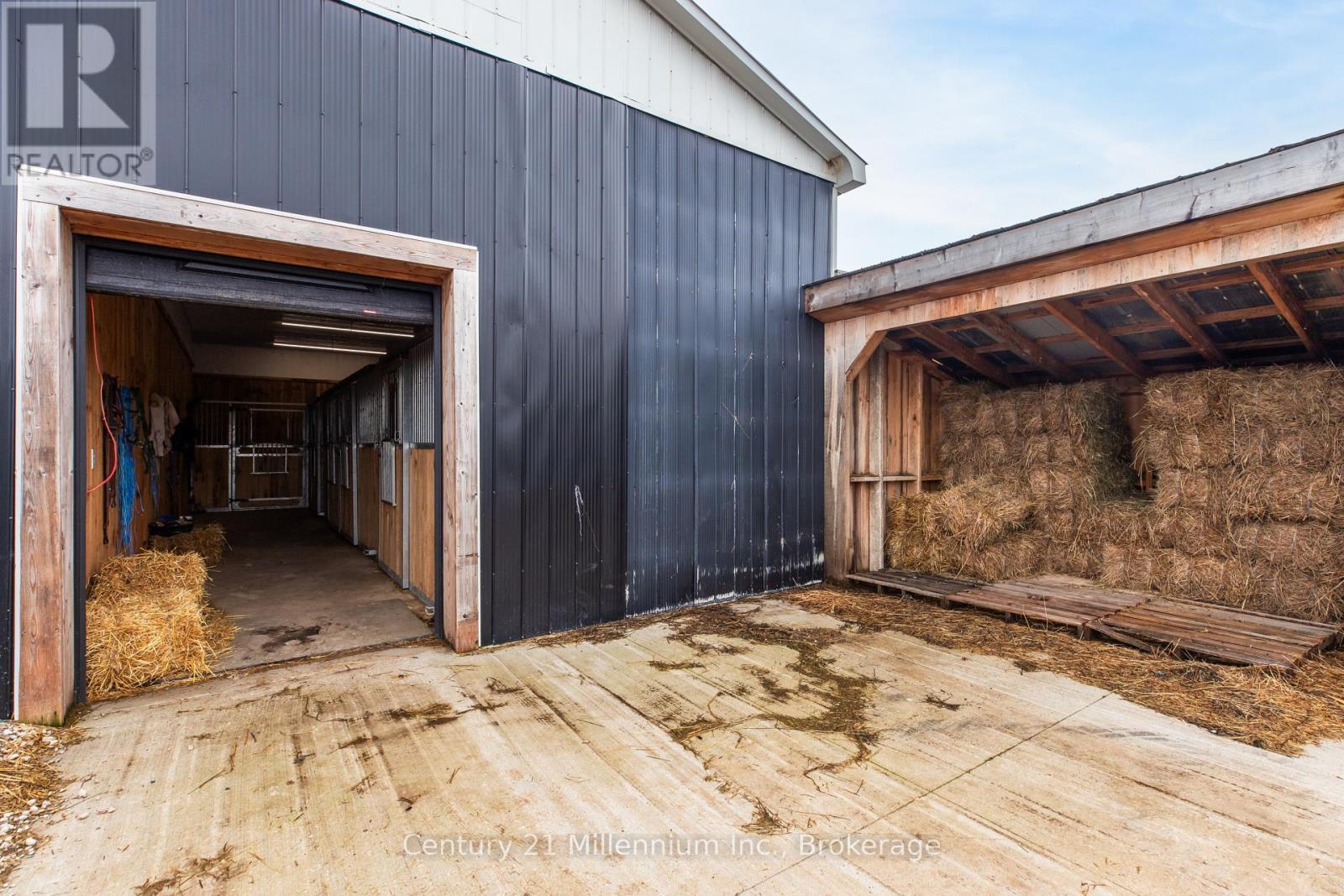 121097 12 Side Road, Georgian Bluffs, Ontario  N0H 2N0 - Photo 18 - X13012906