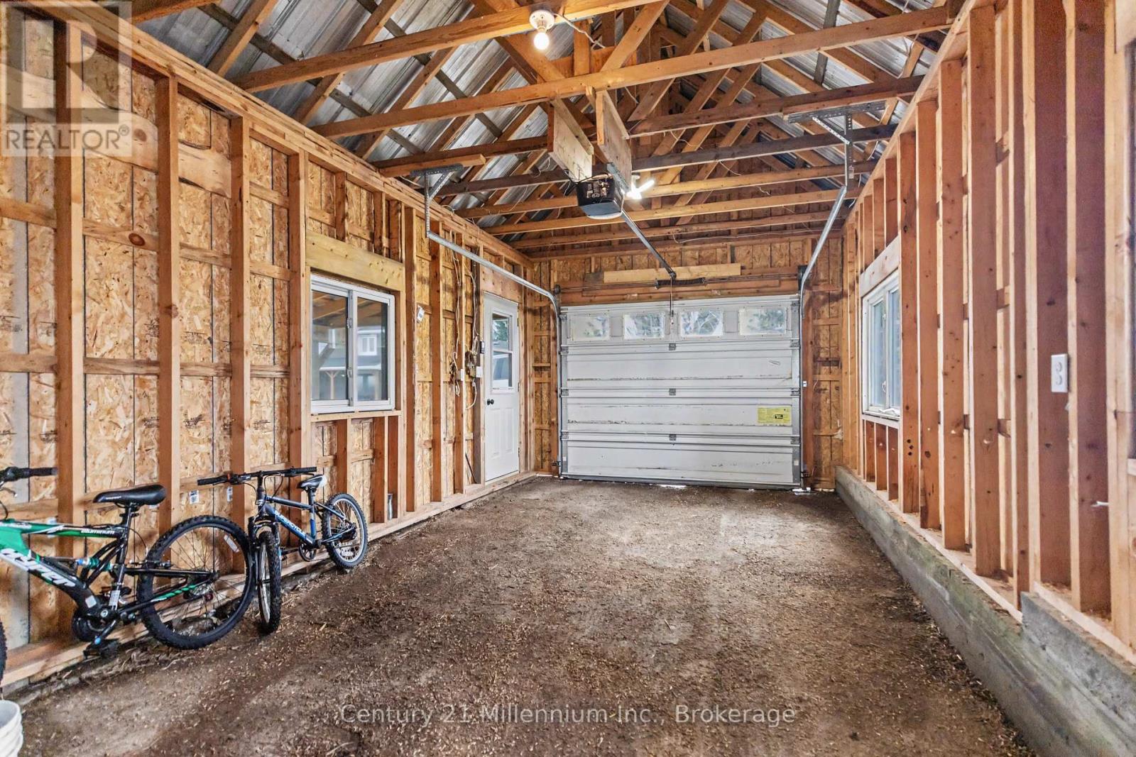 121097 12 Side Road, Georgian Bluffs, Ontario  N0H 2N0 - Photo 26 - X13012906