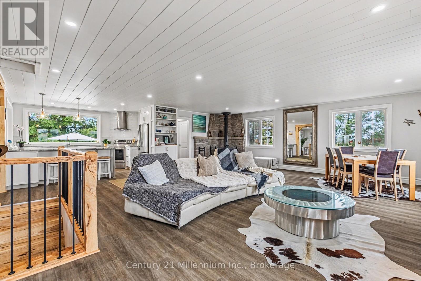 121097 12 Side Road, Georgian Bluffs, Ontario  N0H 2N0 - Photo 29 - X13012906