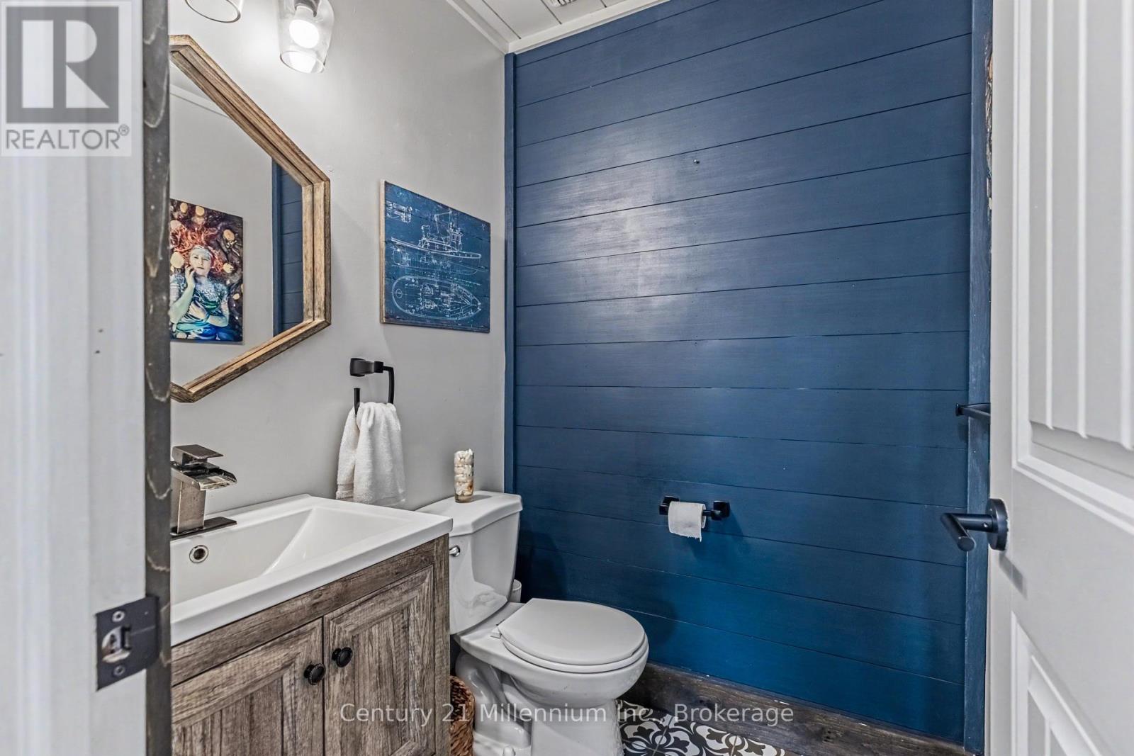 121097 12 Side Road, Georgian Bluffs, Ontario  N0H 2N0 - Photo 36 - X13012906