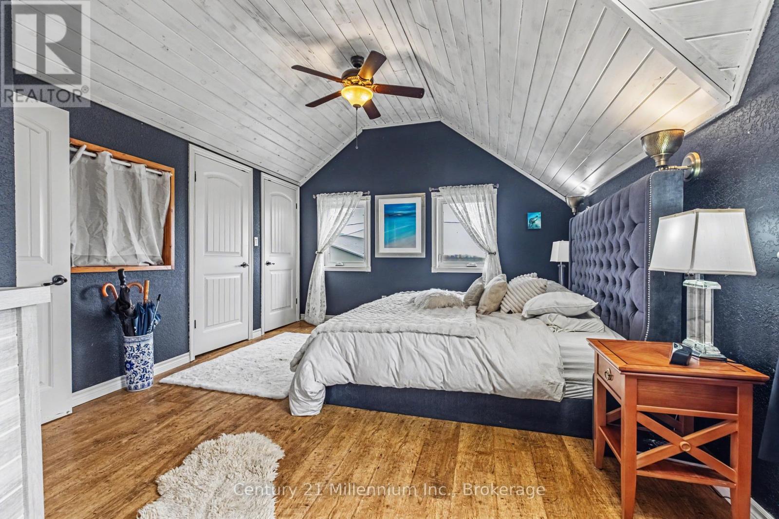 121097 12 Side Road, Georgian Bluffs, Ontario  N0H 2N0 - Photo 37 - X13012906