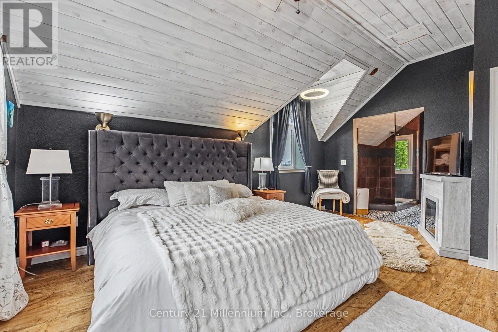 121097 12 Side Road, Georgian Bluffs, Ontario  N0H 2N0 - Photo 38 - X13012906