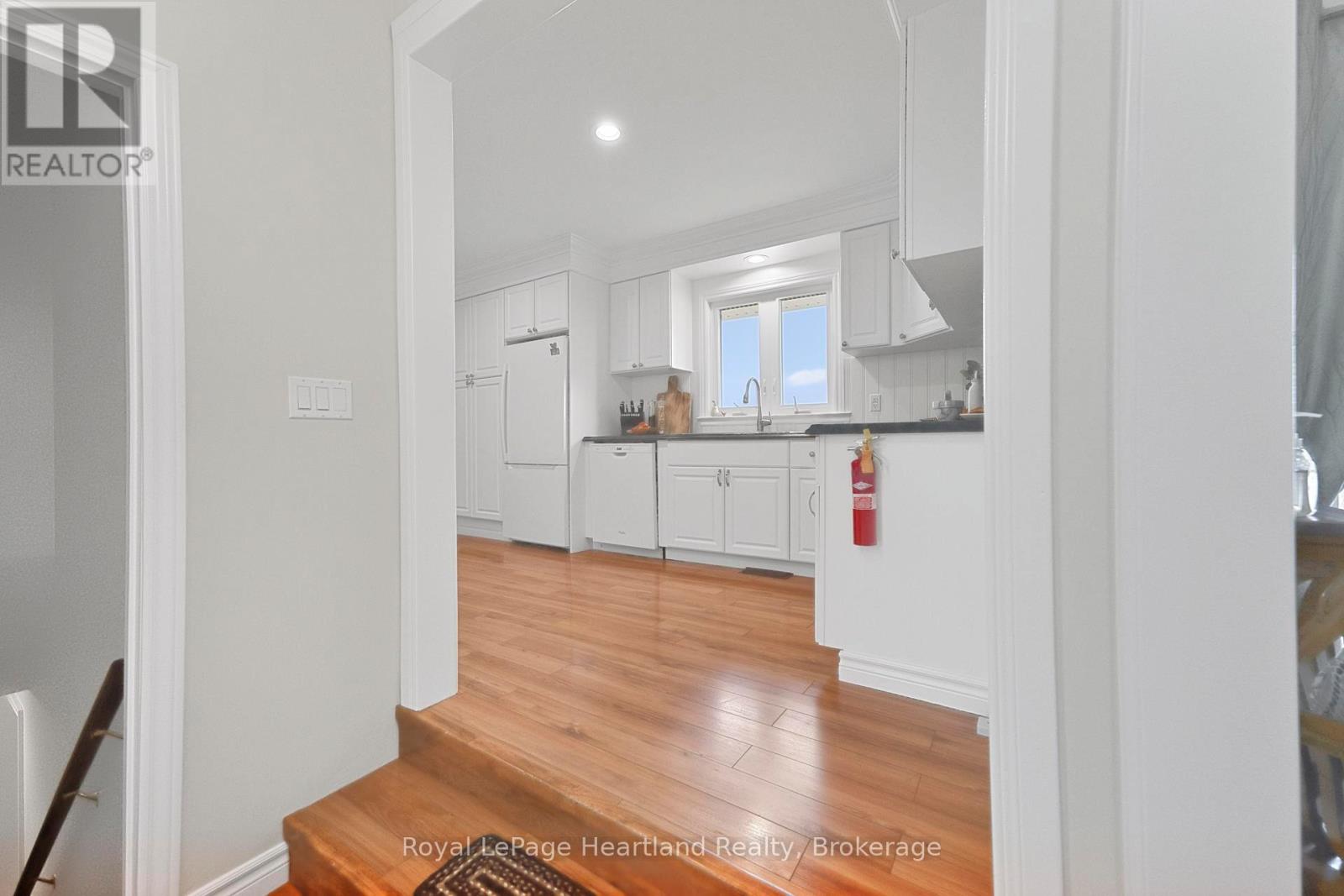 80308 Baseline Road, Central Huron, Ontario  N0M 1L0 - Photo 9 - X13012928