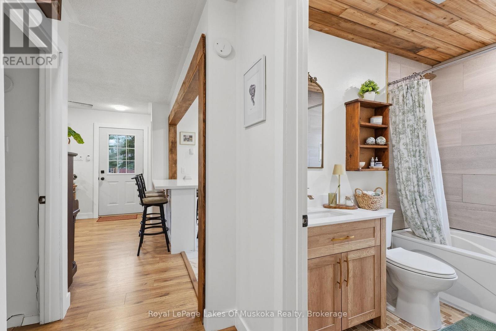 42 Riverside Drive, Huntsville, Ontario  P1H 1R6 - Photo 16 - X13012948